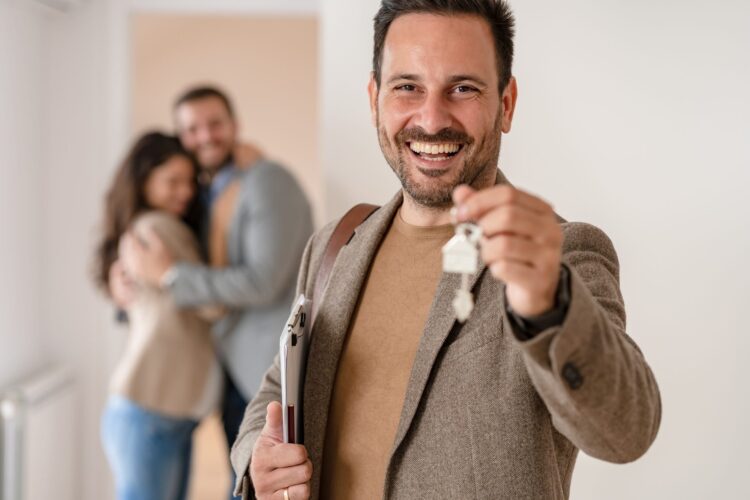 7 Essential Ways to Begin Real Estate Investing and What to Avoid