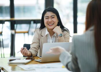 10+ Ways to Answer ‘Why Should We Hire You?’ and Impress Every Interviewer