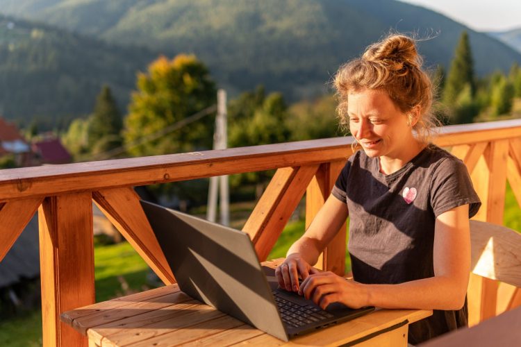 21 Flexible Jobs You Can Do From Anywhere–Turn Them Into Real Income While Managing Your Money Wisely
