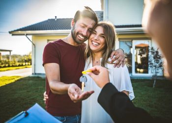 New to Real Estate Investing? Start With These 7 Power Moves