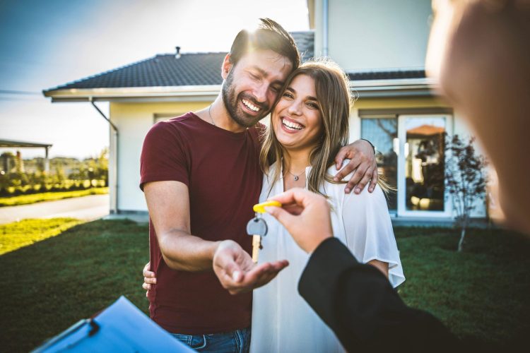 New to Real Estate Investing? Start With These 7 Power Moves