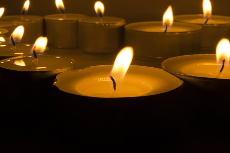 Observing Lent (or Not)? 9 Destructive Financial Habits to Give up Now