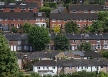 Mortgage payment shock adds to strain on UK consumers