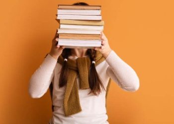 13 Best Places to Sell Used Books for Cash in 2025 (Make the Most Money!)