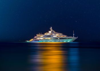 Billionaire Investor Warns of Economic Downturn Despite Stock Recovery