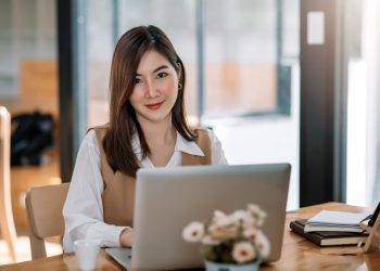 25 High-Paying Remote Jobs With Salaries of $100,000 (or Higher)