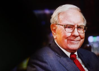 9 Buffett-Backed Principles to Supercharge Your Savings