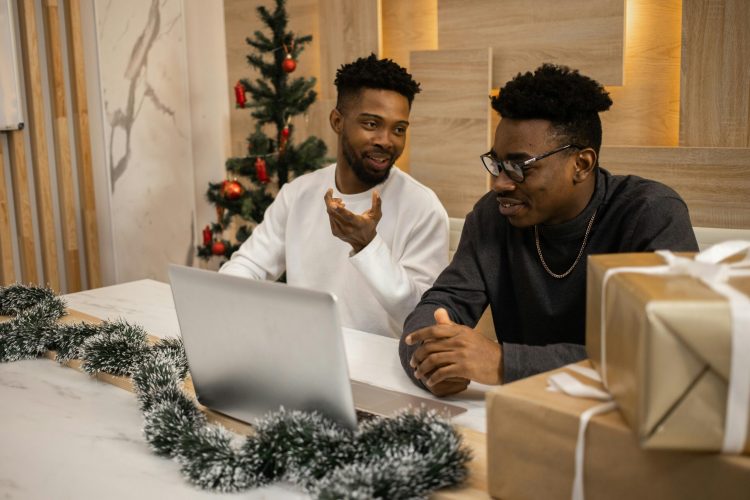 Broke to Booked: Start Now for Holiday Cash