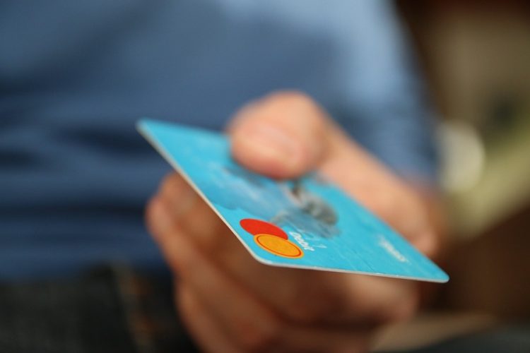 How (and Why) to Get a Business Credit Card for Your Side Hustle