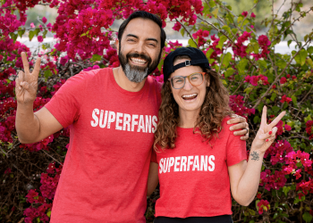 Liz Wilcox Purchases Smart Passive Income from Pat Flynn
